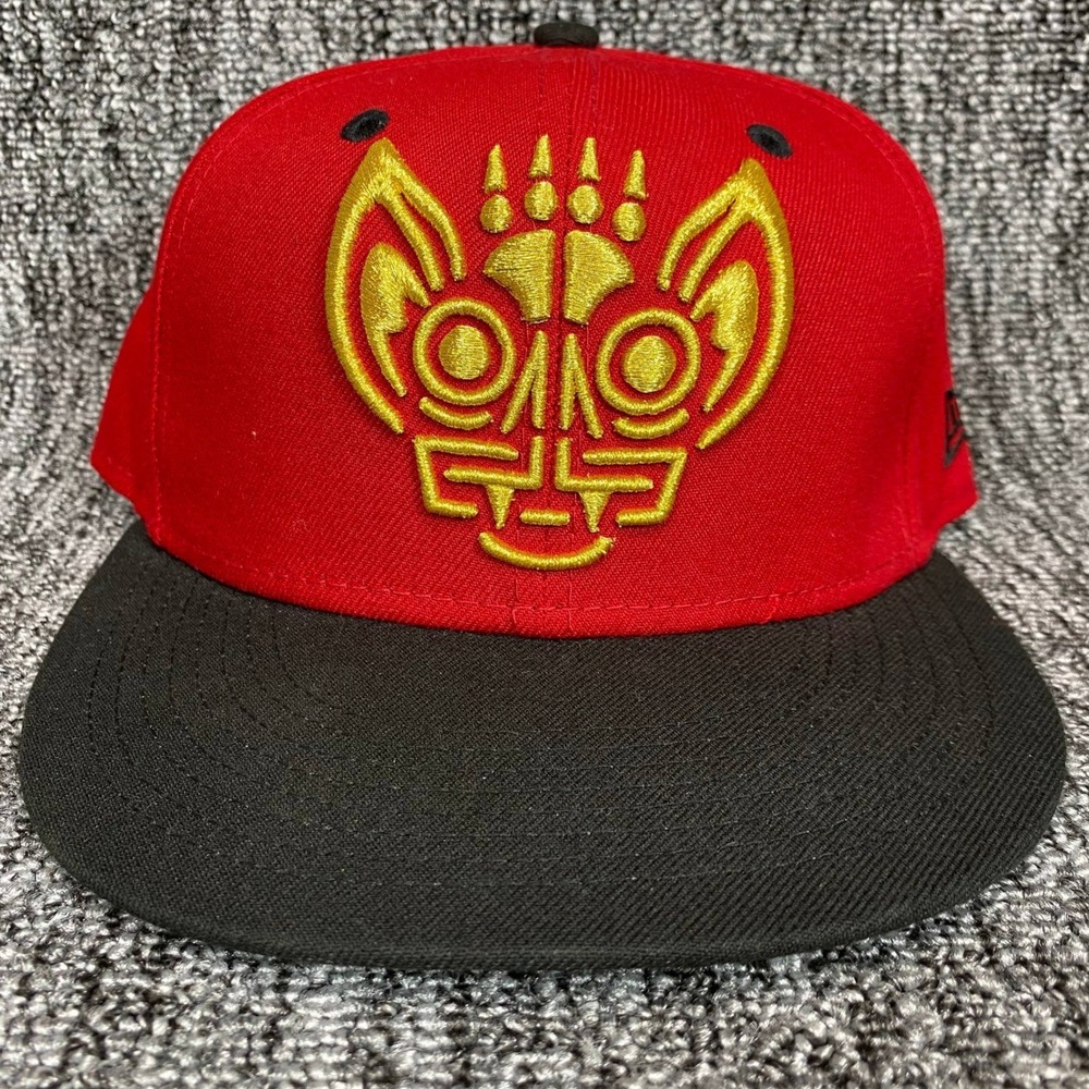 New Era Louisville Bats MiLB Hat Mens 7 1/4 Red Gold Taino Mask Fitted Cap